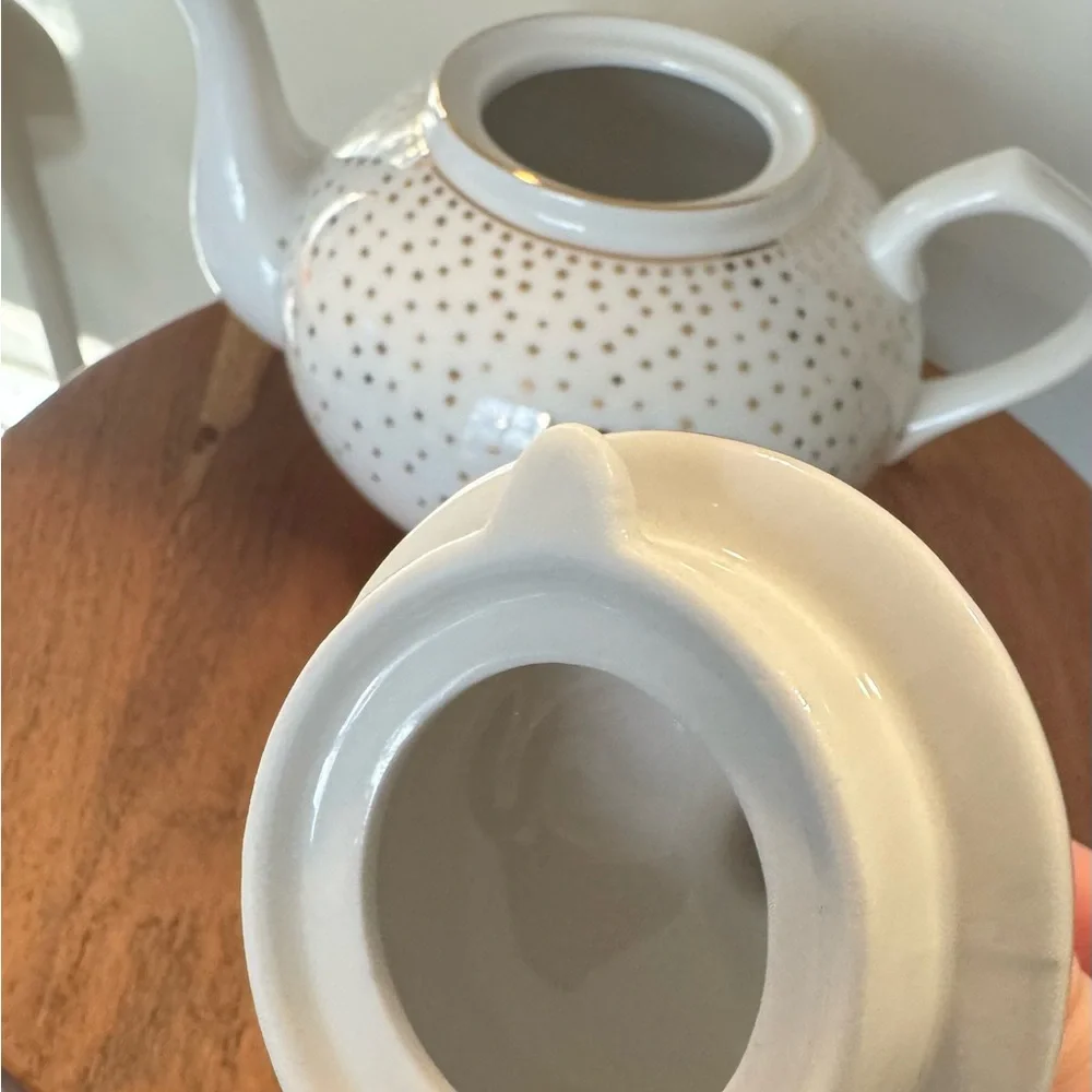 Grace's Teaware Metallic Gold Dots Teapot, Creamer, and Sugar Bowl Set
